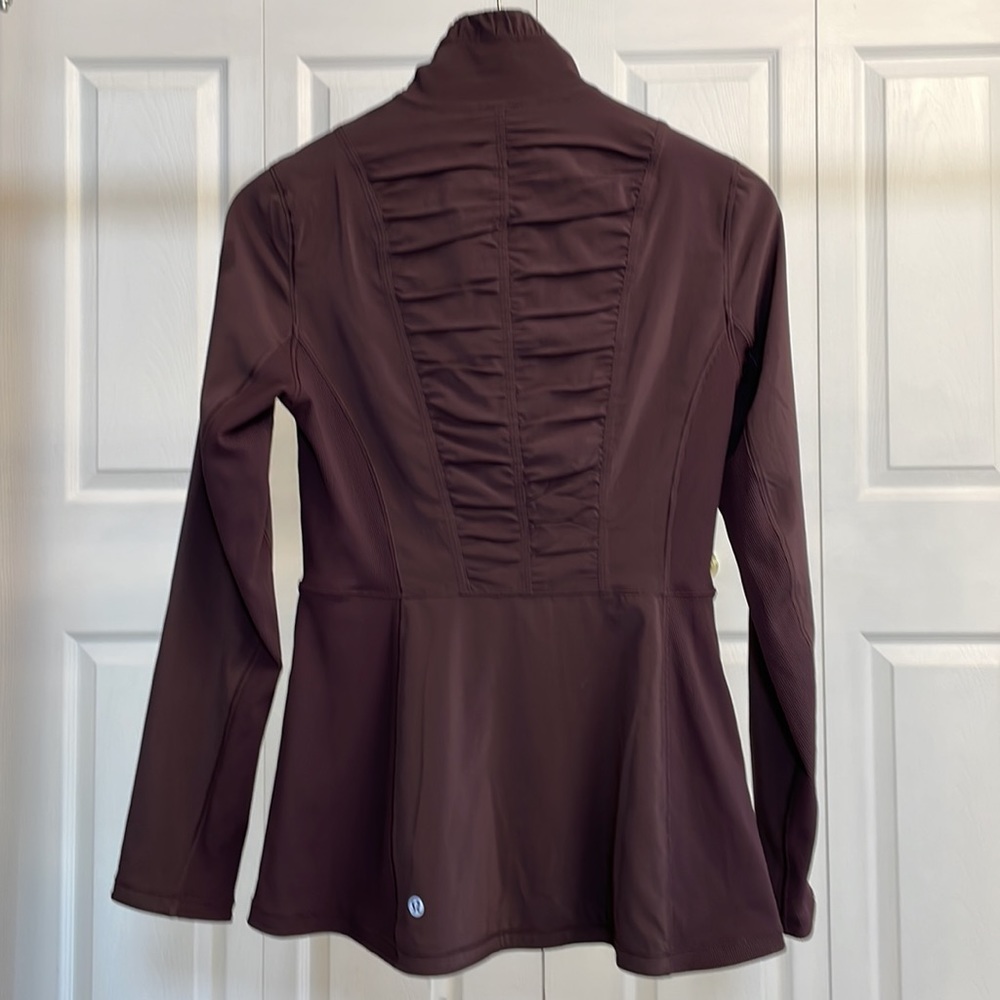 Lululemon Round Trip Jacket Size 6 - Picture 2 of 11